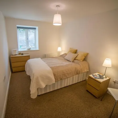 Apartamento Centrally Located Close To Cabot Circus